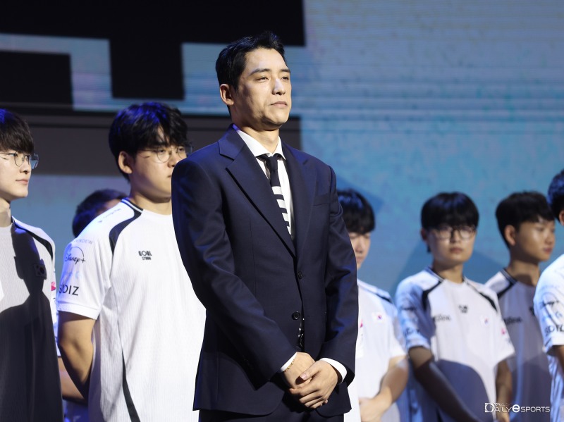 강동훈 감독.