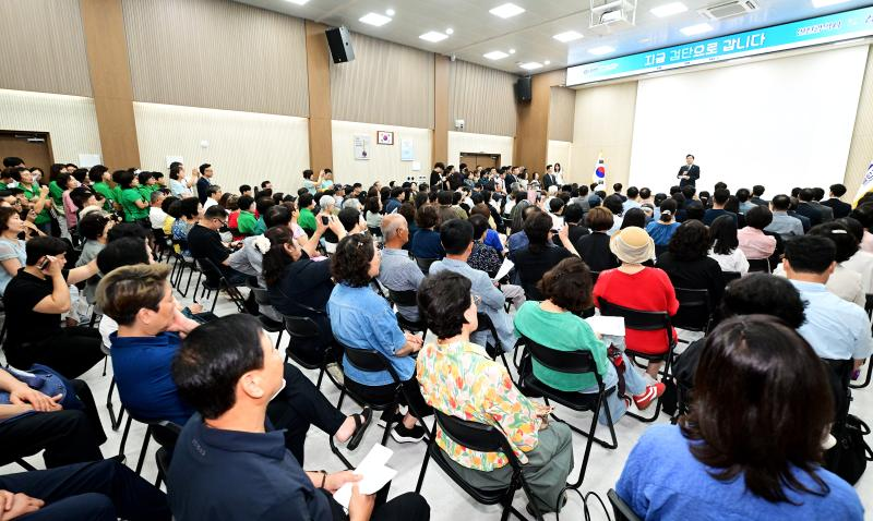 ‘지금 검단으로 갑니다’ 인천 시민과의 대화 행사장. /인천시