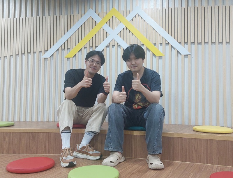기리온게임즈 전진 대표(사진 왼쪽)와 정찬희 아트 디렉터.
