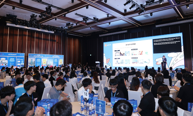지난해 베트남 하노이에서 진행한 '2025 롯데 글로벌 잡페어' 행사 현장 모습. 사진=롯데