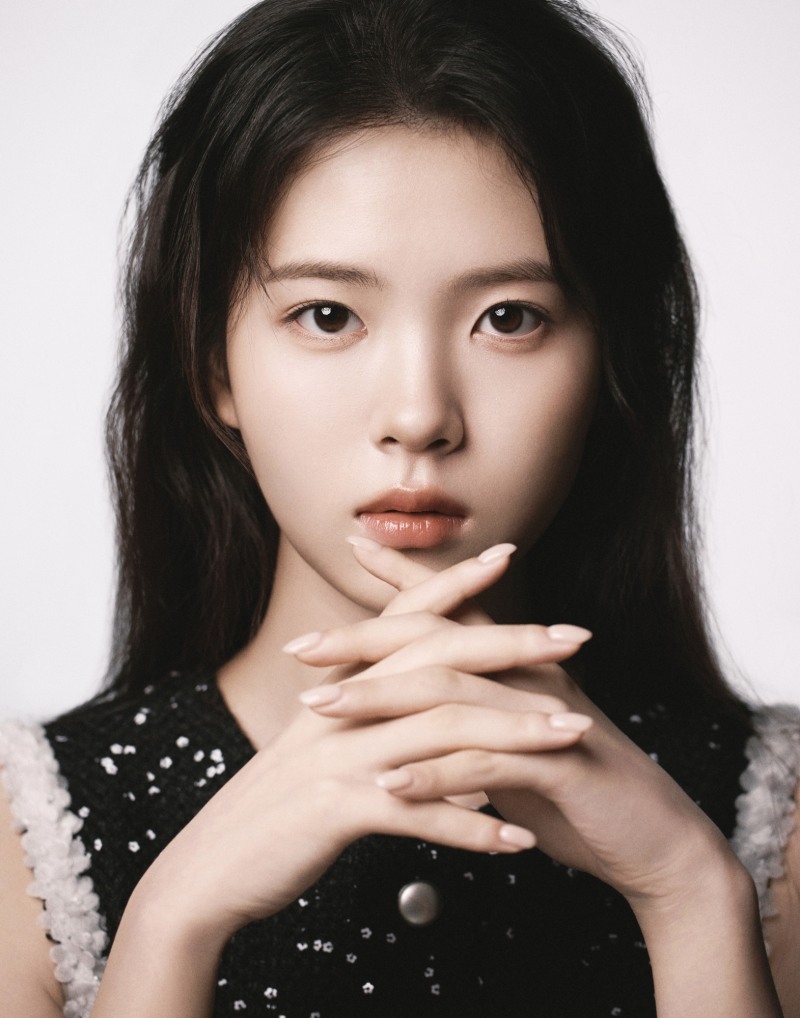‘캐리어를 끄는 소녀’ 최명빈, 남다른 책임감으로 극 중심 지탱