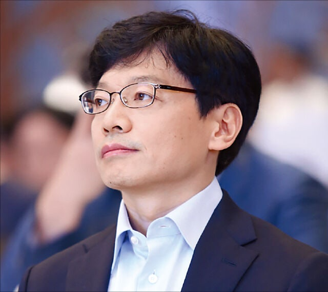 이혼한 스마일게이트 권혁빈, 회사는 지킬까?