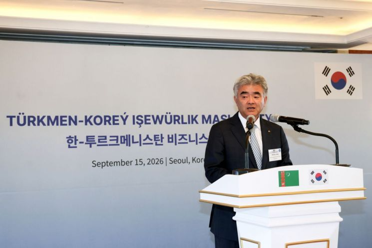 지난 15일 열린 한-투르크 비즈니스 포럼에 참석한 대우건설 정원주 회장이 발언하고 있다. 대우건설 제공