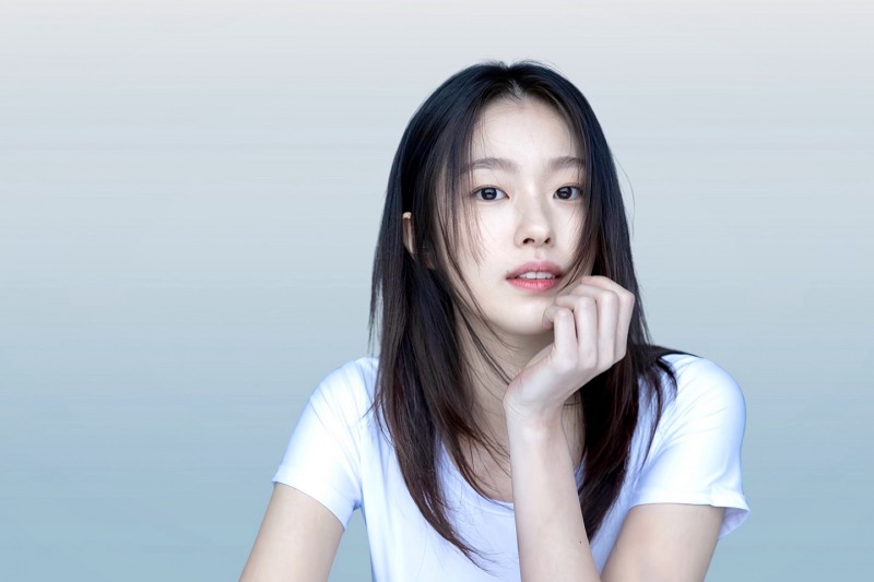 신윤하, 넷플릭스 ‘스캔들’ 출연…손예진·지창욱 내기의 발화점