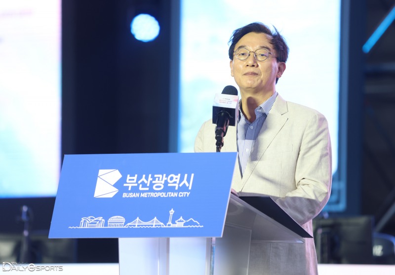 부산광역시 전재수 시장.