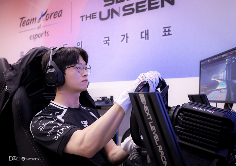 김영찬.