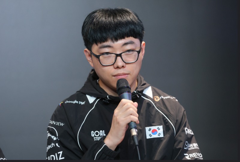 아이치-나고야 아시안게임 뿌요뿌요 챔피언스서 은메달을 획득한 강동신.