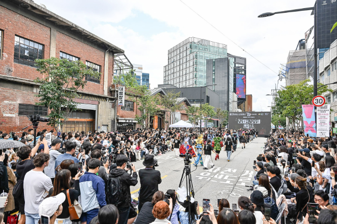 2025년 성수이로에서 펼쳐졌던 크리에이티브X성수 '패션성수'. (사진제공=성동문화재단)