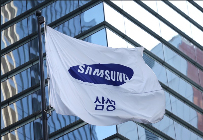 KB증권은 30일 삼성전자가 AI인프라기업 헥릭스 투자로 AI 데이터센터 수요의 최상단에 직접 진입하게 된다고 평가했다. 사진=연합뉴스