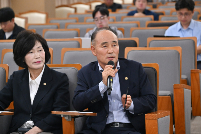 최두호 의원이 29일 서울시 서소문청사 후생동에서 열린 '한강버스 요금체계 개편을 위한 시민 공청회'에 참석해 발언하고 있다. / 이미지 = 서울시의회