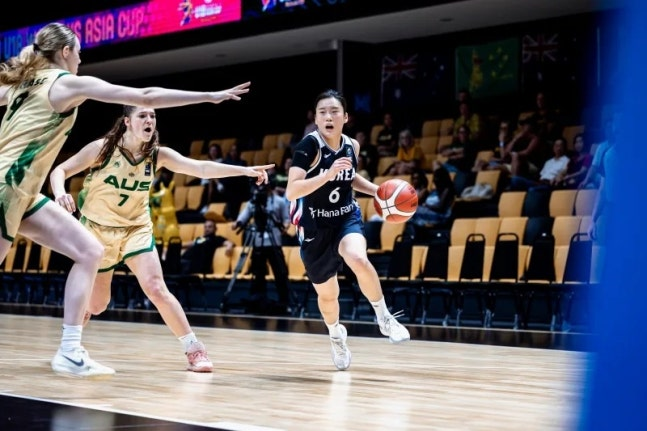 한국의 임연서(6번) / 사진=FIBA 홈페이지 캡처. 연합뉴스
