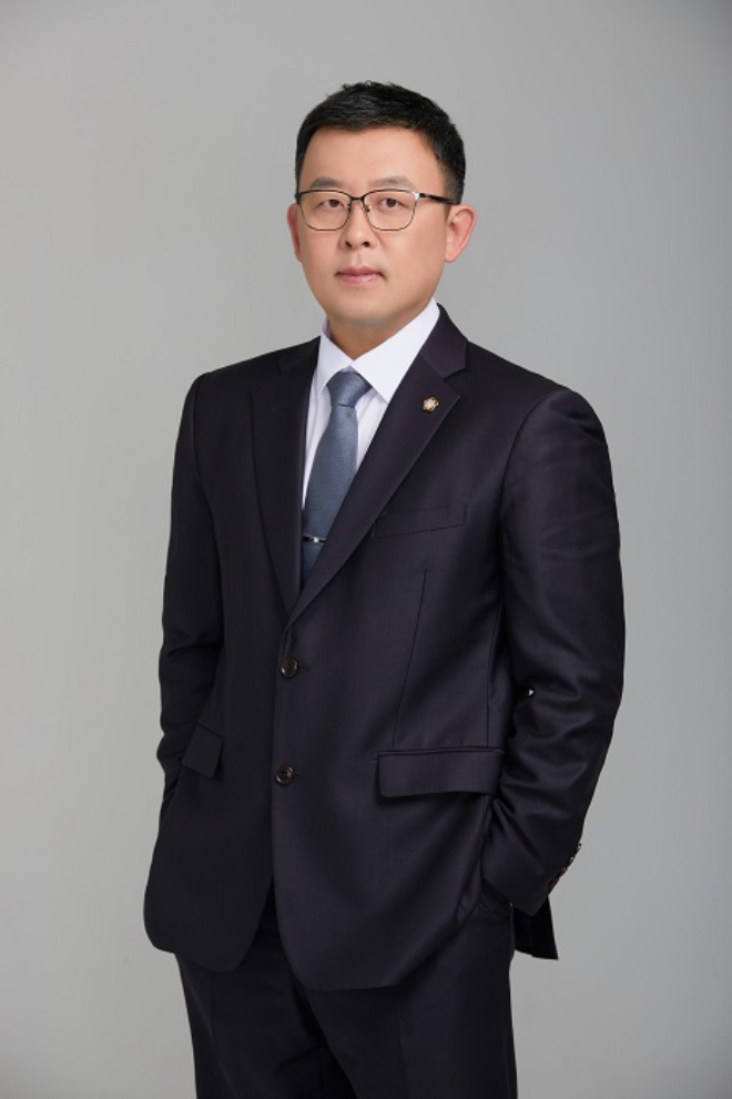 사진=캡틴법률사무소 김효습 대표변호사