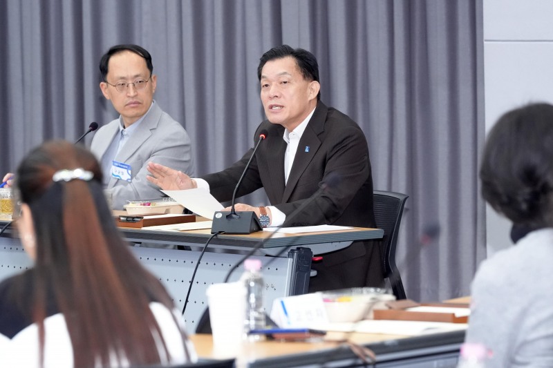 이재준 수원시장이 발언하고 있다./수원시