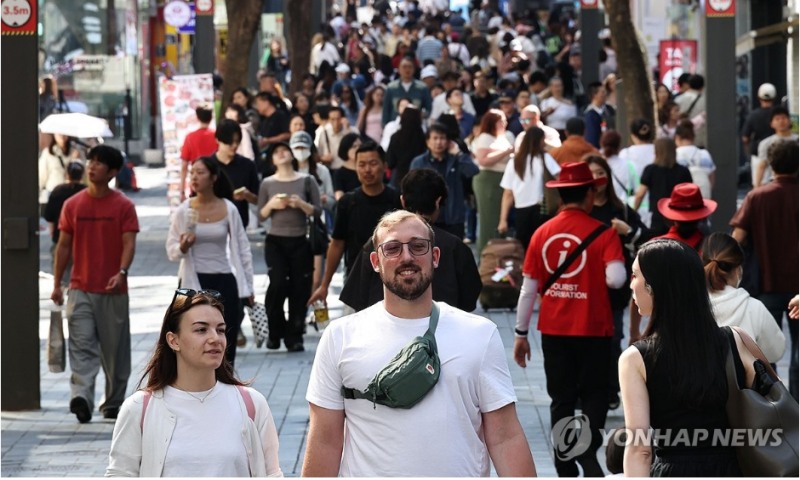 방한객 증가율보다 이들이 쓴 카드 매출액이 두 배이상 증가한 것으로 집계됐다. 사진=연합뉴스