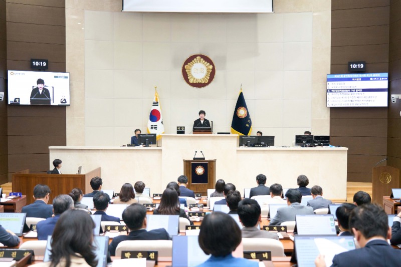 용인특례시의회 제307회 임시회 개회식과 제1차 본회의