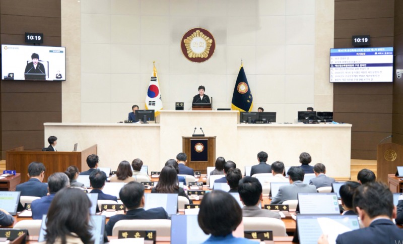 제307회 임시회 개회식과 제1차 본회의 모습. /용인시의회