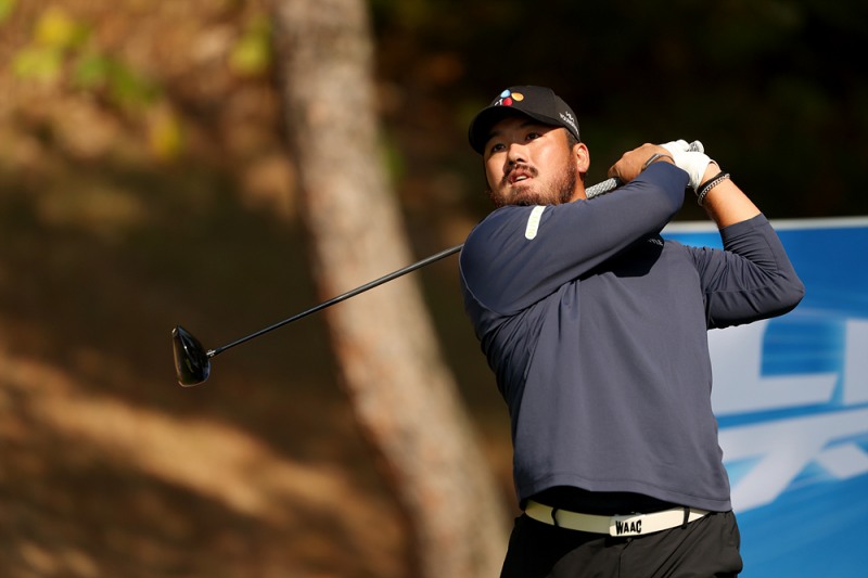 KPGA 투어 더채리티클래식 1라운드에서 9언더파 63타를 친 정찬민. /KPGA