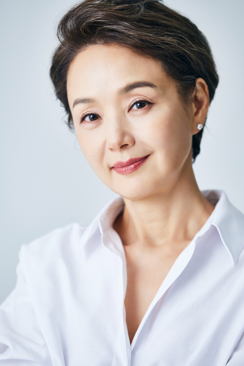 배종옥, 현실 밀착 공포 스릴러로 스크린 컴백…‘완벽한 집’ 출연