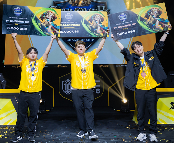'SWC2026' 아시아퍼시픽 컵 상위 3인. 왼쪽부터 GLE, YEONHONG-187, BEAT.D. 사진 제공: 컴투스