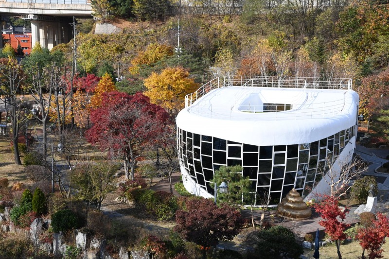 수원시 장안구 이목동에 있는 세계 최초이자 유일한 변기 모양의 홪장실문화전시관 해우재 전경. /수원시