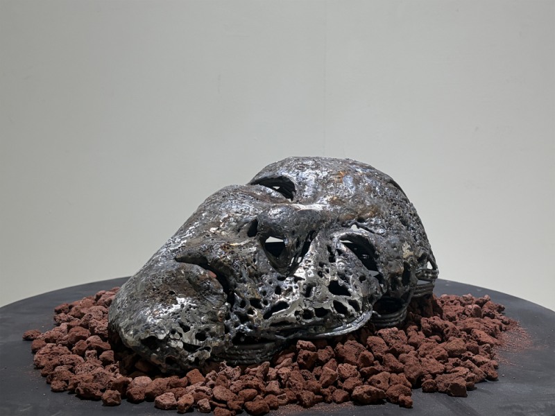 현계환_Fe 모방(Fe Imitation)_Steel_20x35x47(cm)_2026 / 사진=잇다스페이스 제공