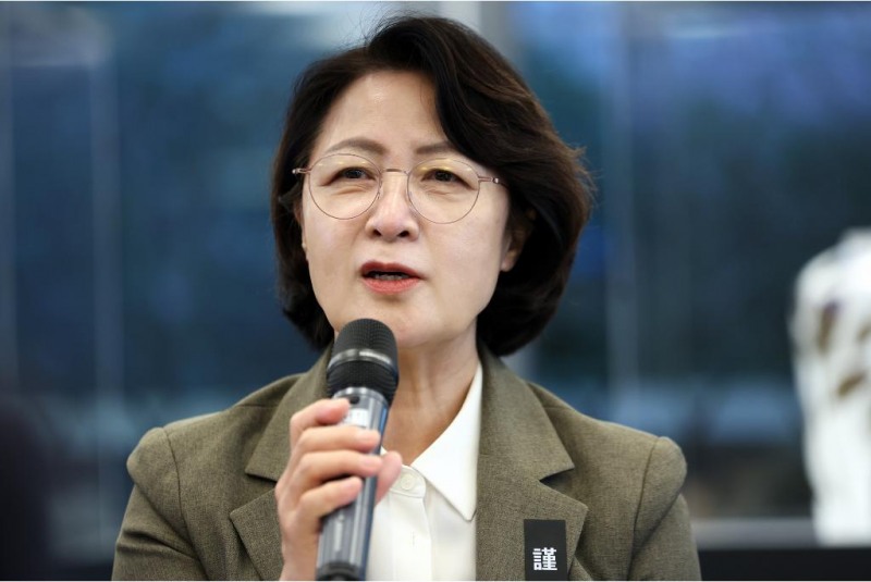 21일 오후 도담소에서 열린 2026 도지사-시장군수협의회 임원단 간담회에서 추미애 경기도지사가 인사말을 하고있다./경기도