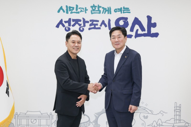 오산시가 인공지능(AI) 및 반도체 소재·부품·장비(소부장) 중심의 자족도시로 도약하기 위해 대규모 산업지도 개편에 총력을 기울이고 있다. /오산시