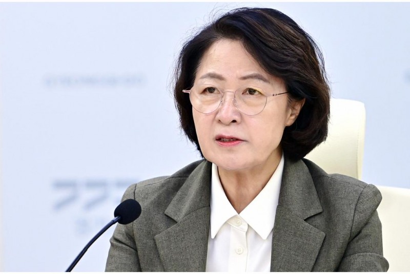 26일 오전 경기북부청사 상황실에서 열린 10월 월간회의에서 추미애 경기도지사가 모두발언을 하고있다./경기도