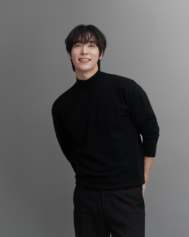 '엘리자벳' 김우성, EMK엔터테인먼트와 전속계약