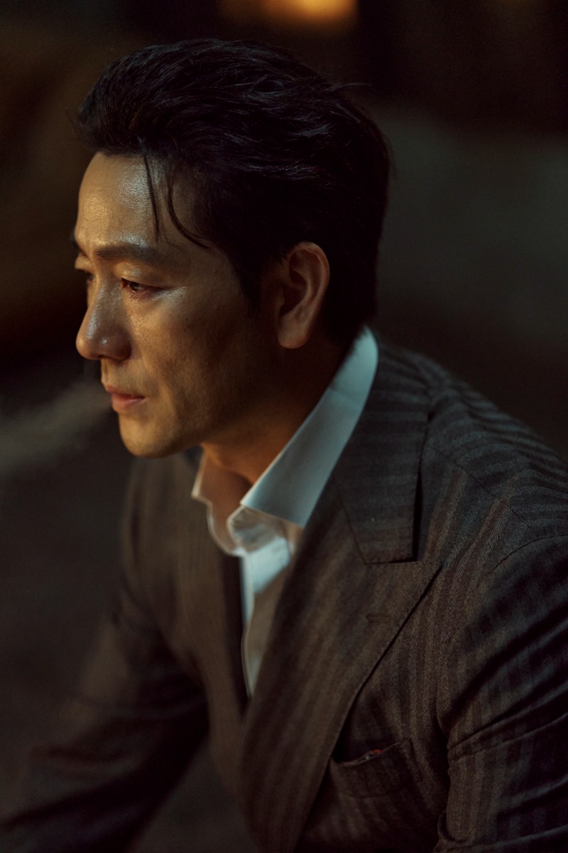 ‘슬픈 열대’ 박해수, 형제단의 보스 장으로 독보적 카리스마 발산
