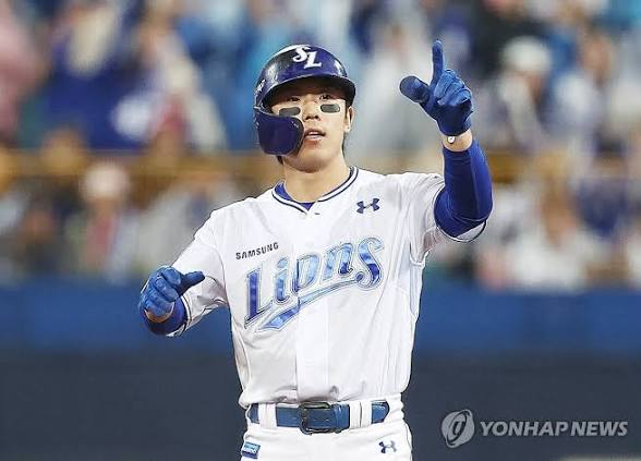 김성윤