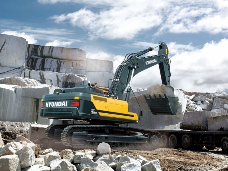 HD현대건설기계가 인도네시아에 수출하는 50톤급 대형 굴착기. (사진=HD현대건설기계)