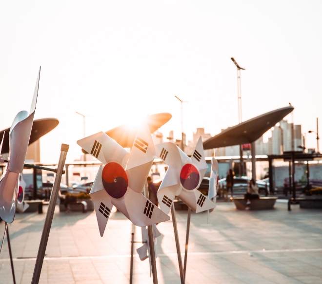 세대별 애국심 인식 달라... MZ세대, K-콘텐츠 자부심 중요