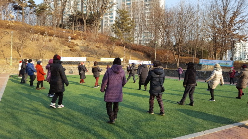 경기 구리시, '우리 동네 건강 걷기 운동 교실' 운영