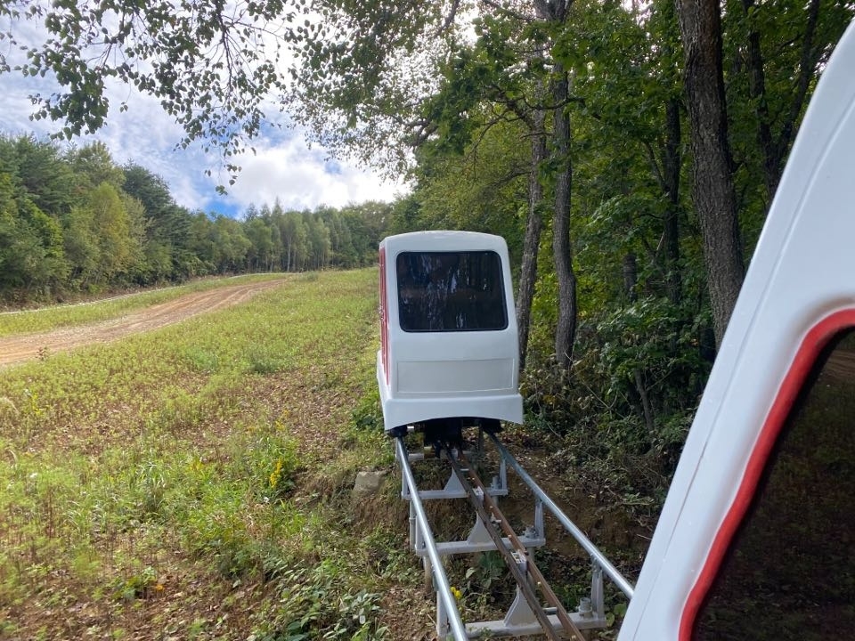 모나파크(구 용평리조트) 내 관광형 교통수단 모노레일 도입