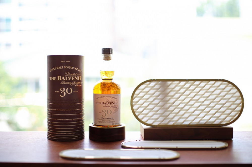 '발베니 메이커스 캠페인' 9번째 주인공에 권중모 한지 공예 작가 선정