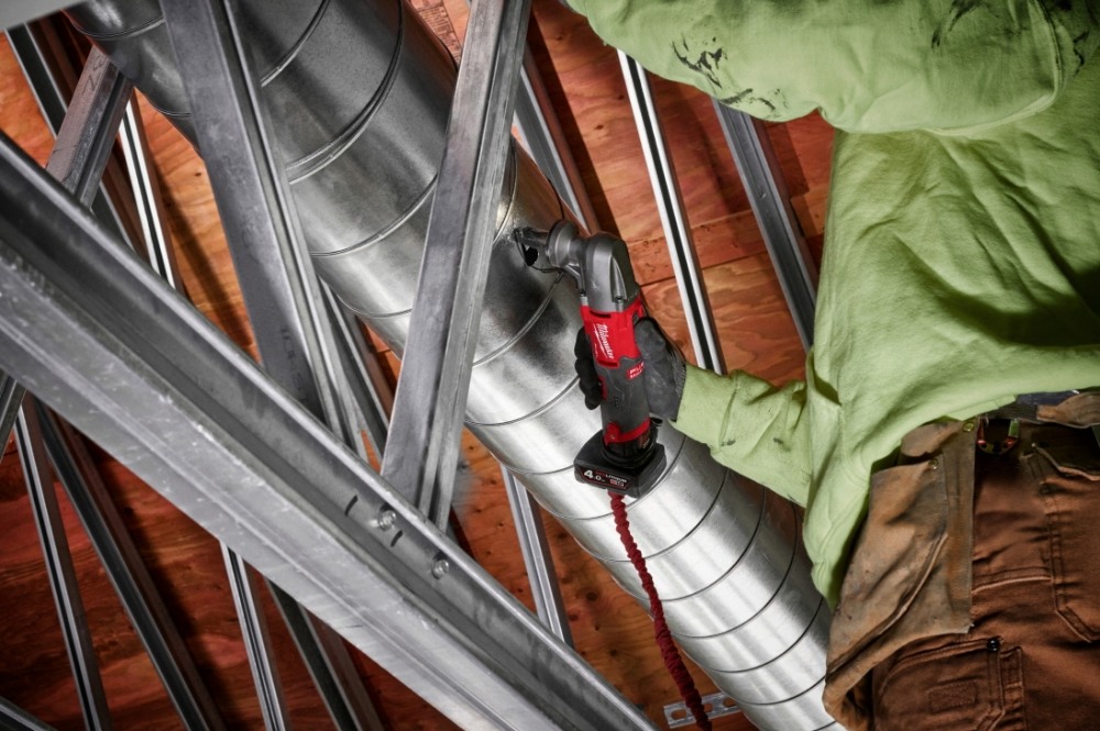 밀워키, ‘M12 FUEL 니블러’ 출시…손쉽고 깔끔한 절단 작업 가능