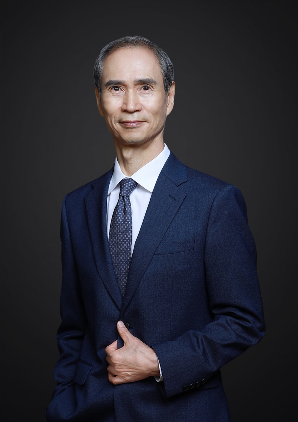 고가의 취미 즐기며 양육비 안주는 전 배우자, 양육비청구소송으로 해결 가능