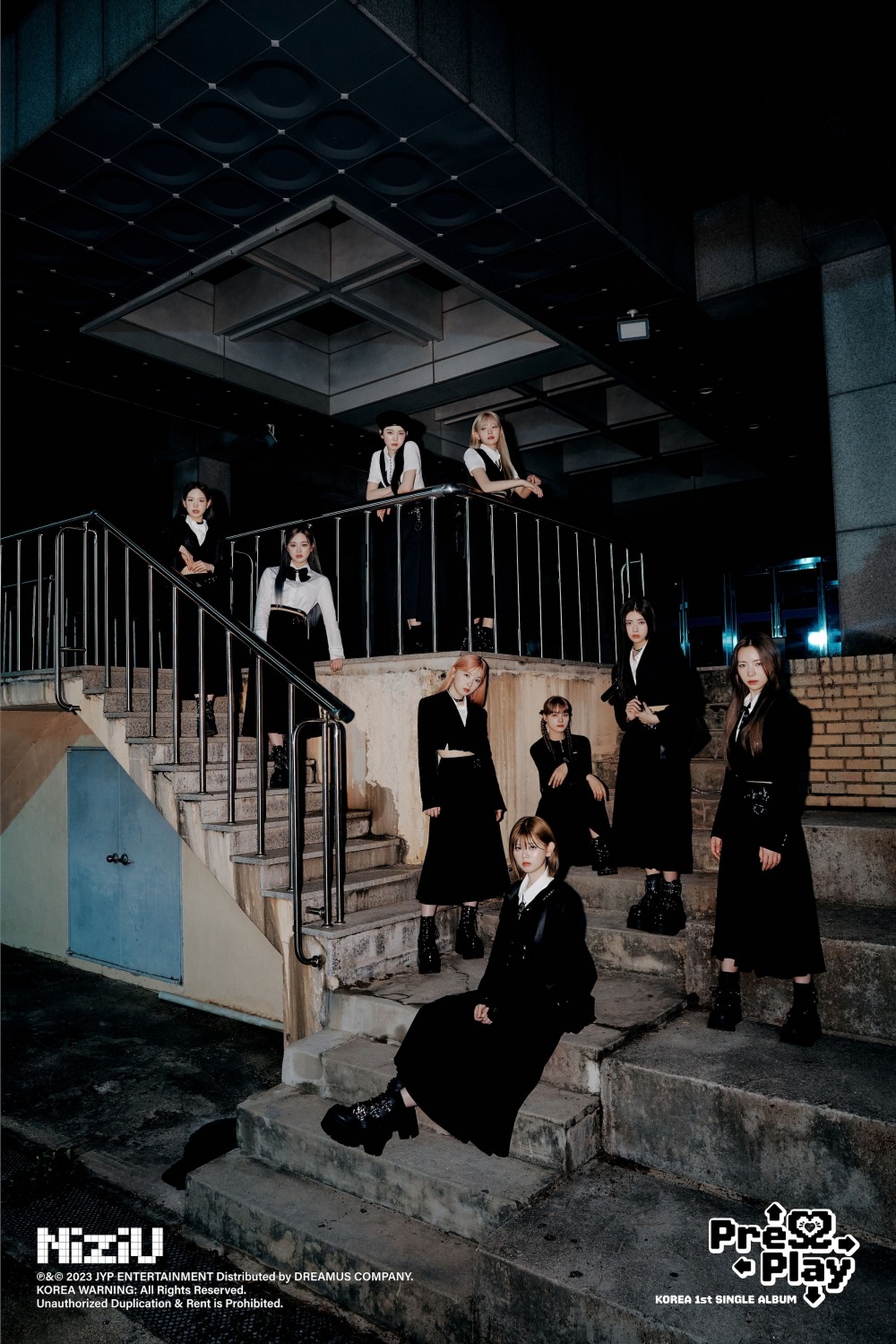 NiziU, 3일 신곡 ‘HEARTRIS’ 음악방송 활동 시작…상큼 발랄 음악 에너지 선사