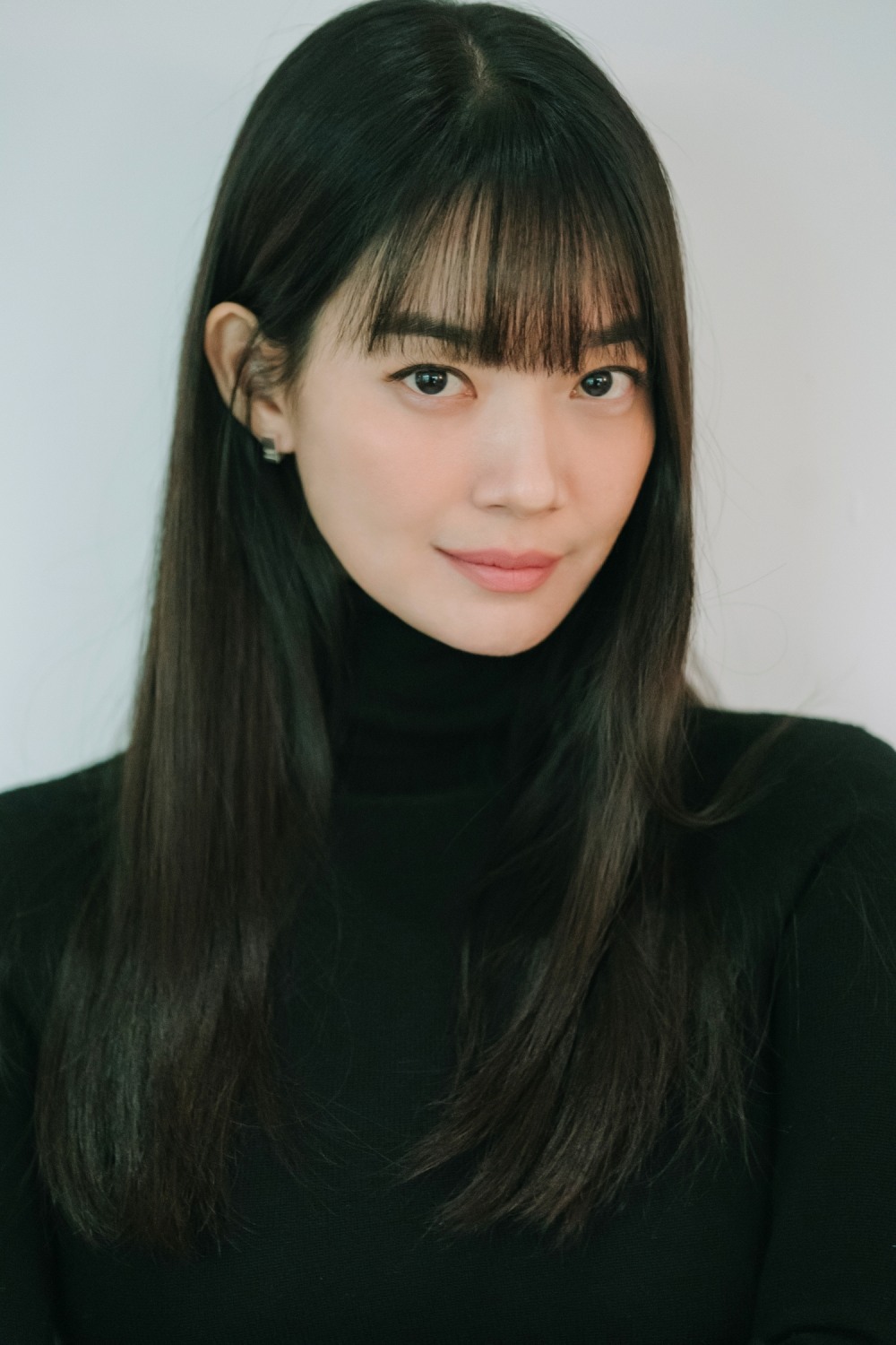 신민아, 스크린+브라운관+OTT 오가며 눈부신 활약 예고…열일 행보 ing