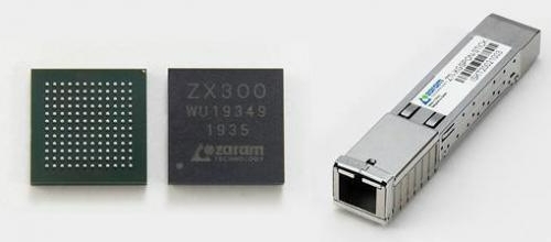 초저전력 5G 통신반도체(왼쪽)와 XGSPON 스틱.(사진=자람테크놀로지)