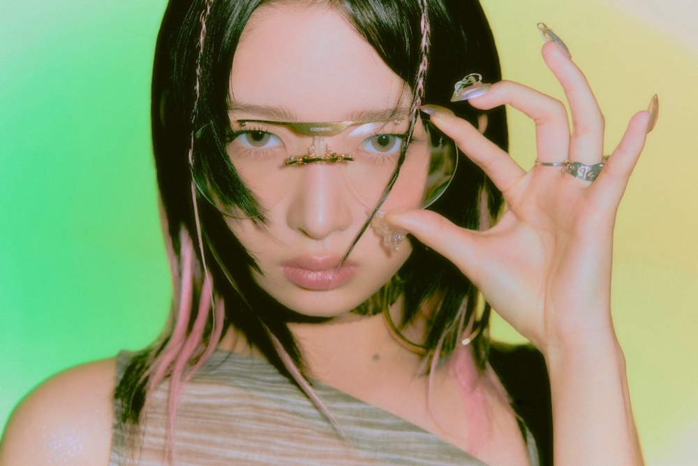 아이브 레이X장원영X이서, 신보 '아이브 스위치' 힙한 감성 물씬…독보적인 긱시크룩 눈길