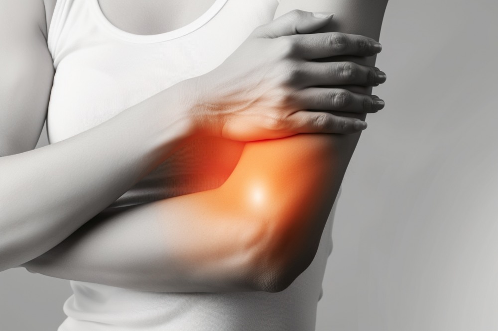 통증이 시작됐을 때 방치하지 말고 바로 치료를 시작하는 것이 중요하다. / 이미지 생성 : 미드저니 (by rido)