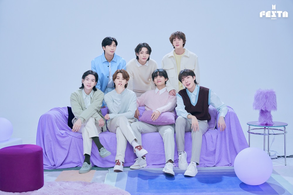 ‘2024 FESTA’ 기념해 하이브 사옥 래핑…빅히트 뮤직 “팬분들이 즐겁게 만끽할 수 있도록 최선을 다해 준비”