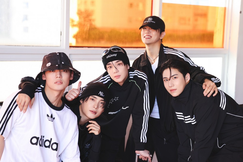 에이스, 美 빌보드 집계 루미네이트 데이터 일간 판매량 2위…현지 매료시킨 'Supernatural' 파워