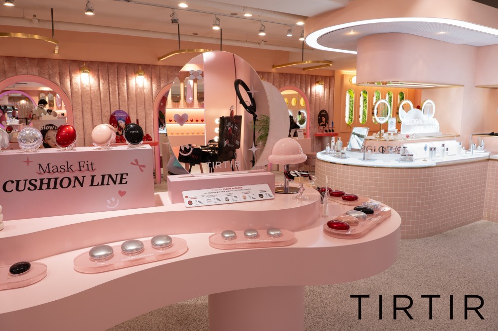 티르티르, 홍대 스토어 리뉴얼 진행