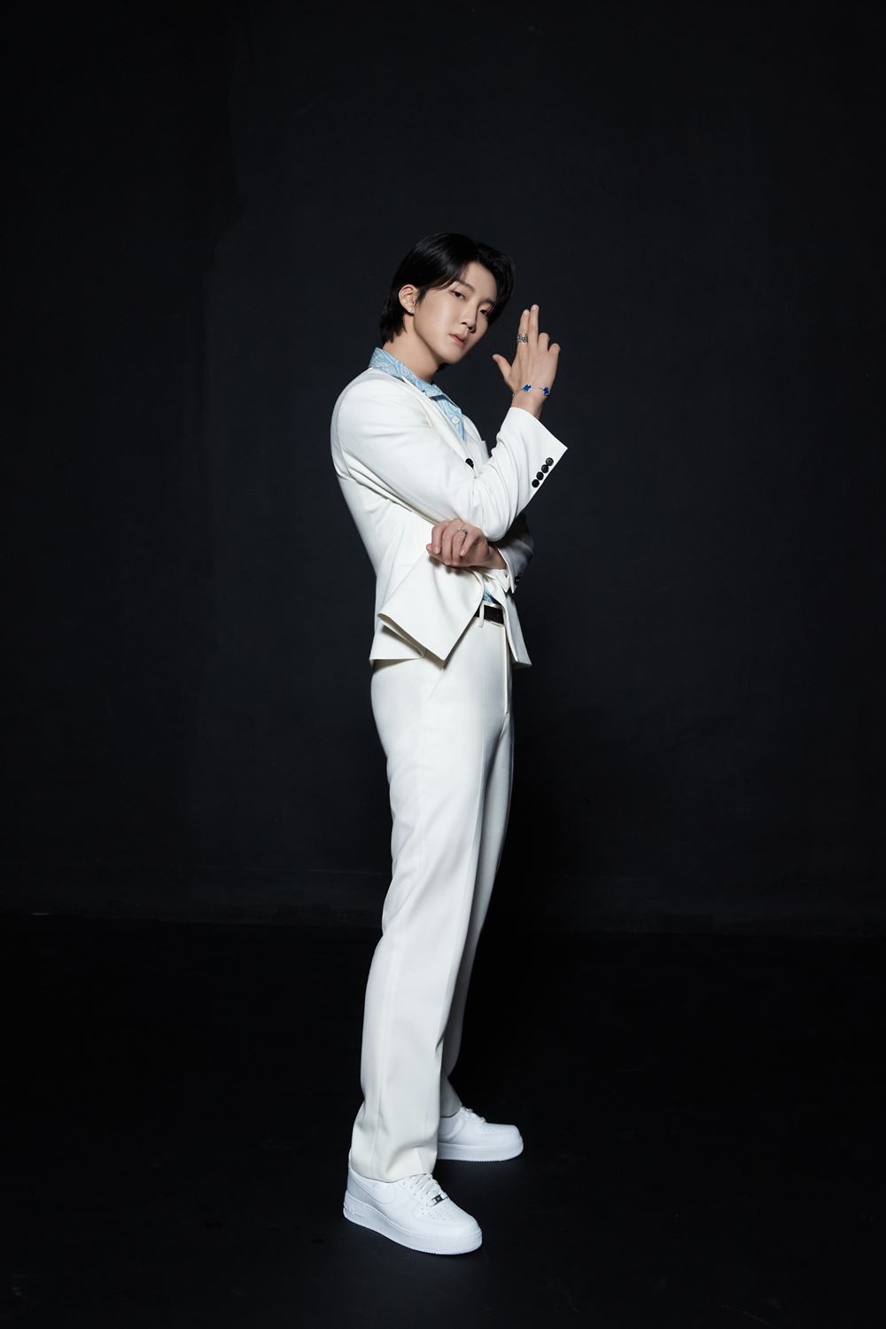 이승훈, 18일 ‘엠카운트다운’ 출격…솔로 활동 본격 시동