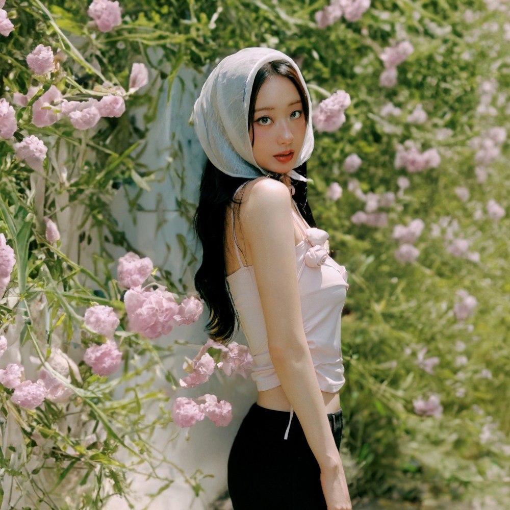 경리, 21일 미니 1집 ‘Eternal Bloom’으로 컴백…새로운 음악 여정 시작