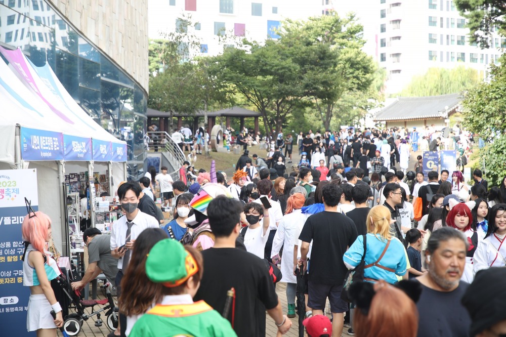 만화, 더 큰 만남(Manhwa! Wide Open)’ 제27회 부천국제만화축제 공식 포스터 공개