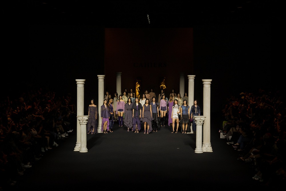 까이에(CAHIERS), 2025 S/S 서울 패션위크 성료